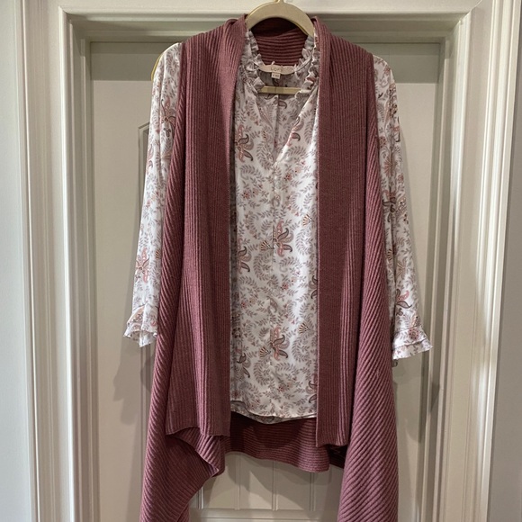 Loft blouse and sweater vest set - Picture 1 of 5
